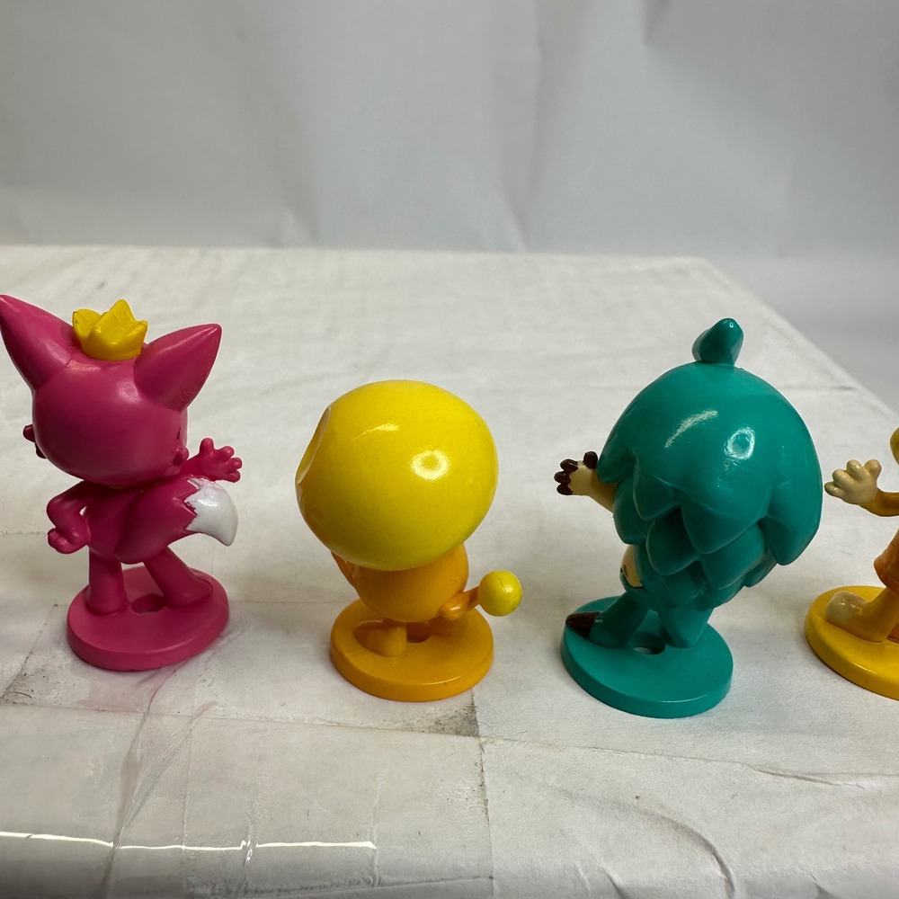 Pinkfong Hogi Wonderstar Mini Figure Set 6 Piece PVC Cake Toppers 2.5 Inch - Picture 8 of 10